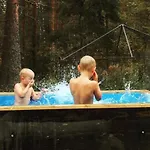 Wanha Koulu Tahko Unelma, 4mh, Palju, Sauna, Tupakeittioe, Wifi, Liikuntasali, Rinteetsparavintola 6km, Lemmikit Ok, Edukas *