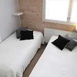 Wanha Koulu Tahko Unelma, 4mh, Palju, Sauna, Tupakeittioe, Wifi, Liikuntasali, Rinteetsparavintola 6km, Lemmikit Ok, Edukas Daire *