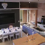 Daire Wanha Koulu Tahko Unelma, 4mh, Palju, Sauna, Tupakeittioe, Wifi, Liikuntasali, Rinteetsparavintola 6km, Lemmikit Ok, Edukas *