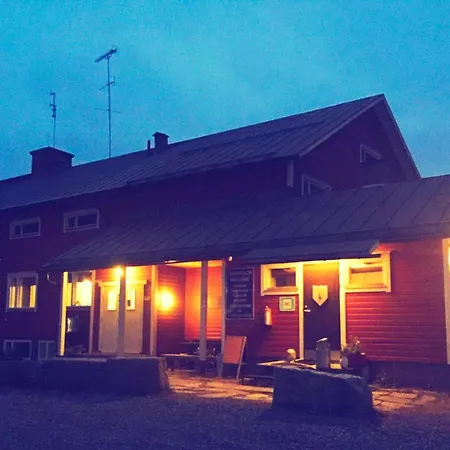 Wanha Koulu Tahko Unelma, 4mh, Palju, Sauna, Tupakeittioe, Wifi, Liikuntasali, Rinteetsparavintola 6km, Lemmikit Ok, Edukas