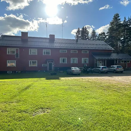 Daire Wanha Koulu Tahko Unelma, 4mh, Palju, Sauna, Tupakeittioe, Wifi, Liikuntasali, Rinteetsparavintola 6km, Lemmikit Ok, Edukas